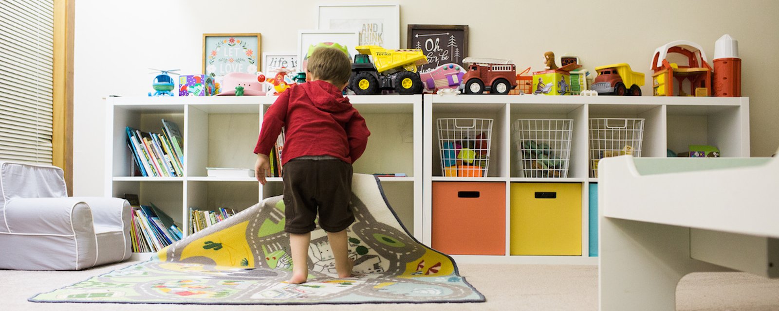 Comment apprendre à vos enfants à ranger leur chambre, selon leur âge