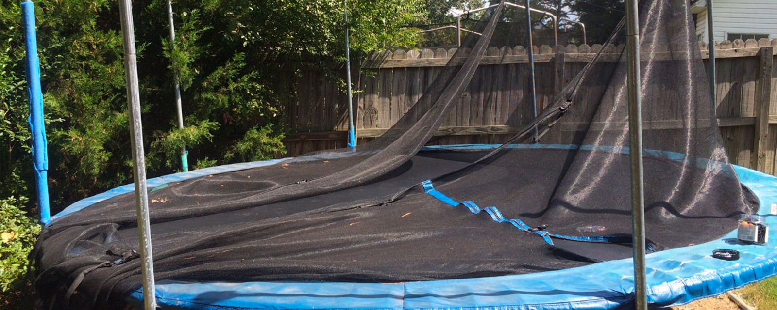 Les enfants ont brisé le trampoline mais cette maman décide de la récupérer et de la transformer