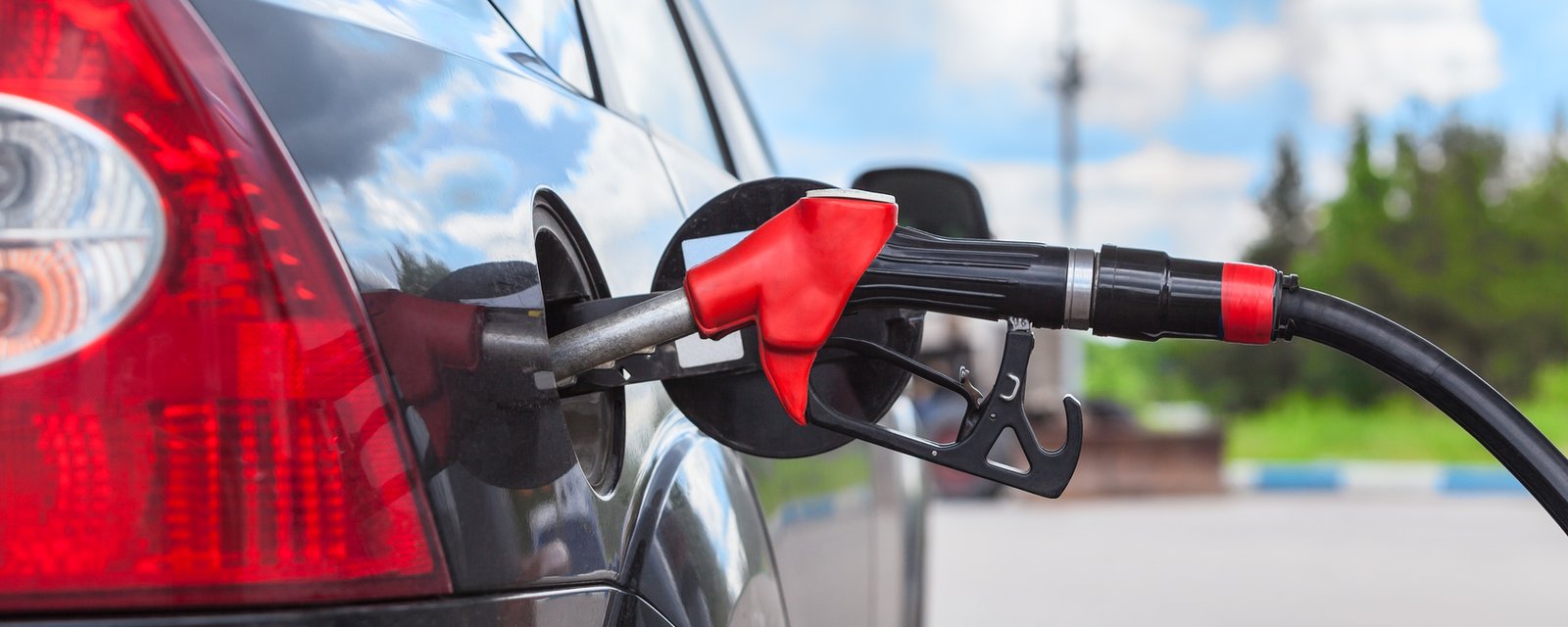 8 trucs qui vous feront économiser de l'essence et de l'argent