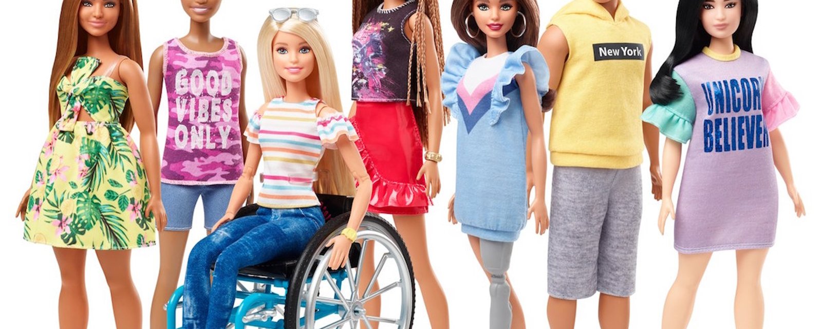 Barbie a maintenant un fauteuil roulant ou une prothèse