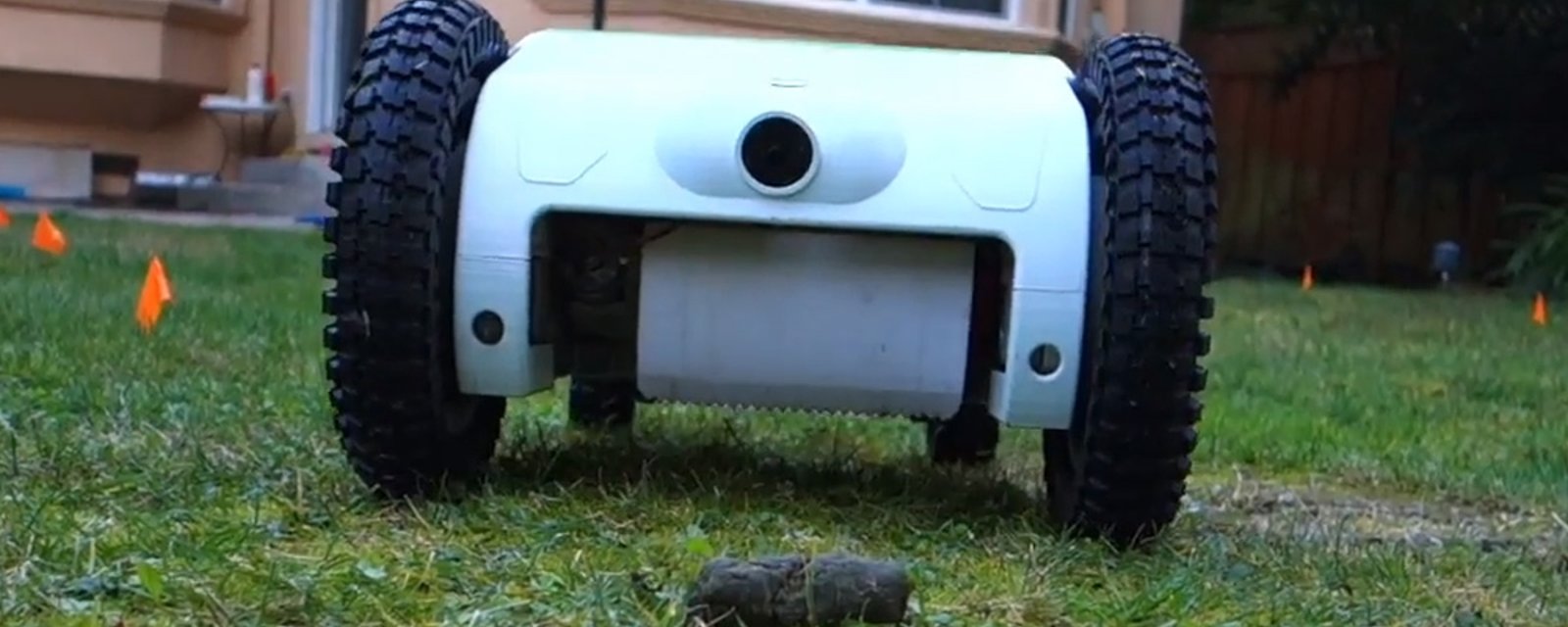 Une invention qui pourrait plaire aux propriétaires de chiens: un robot qui trouve et ramasse automatiquement les crottes!
