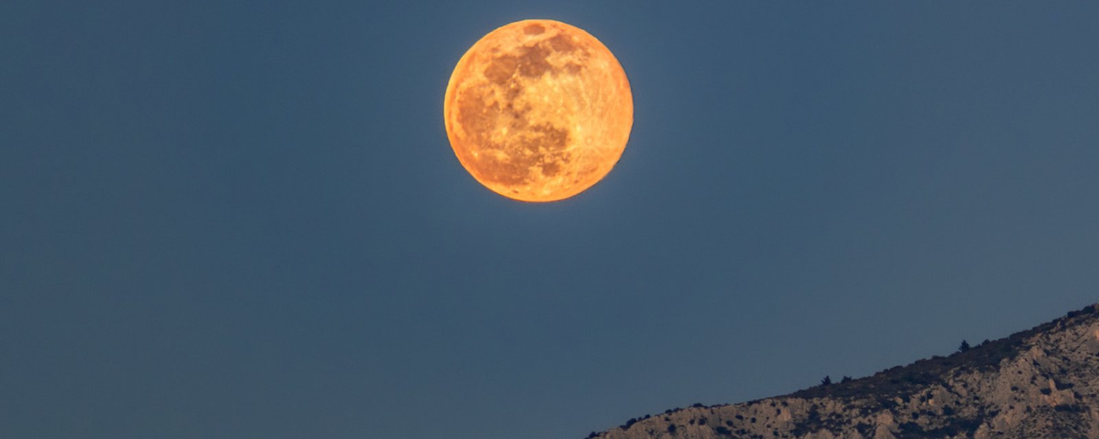 Ce soir, levez les yeux au ciel pour admirer la super Lune rose!