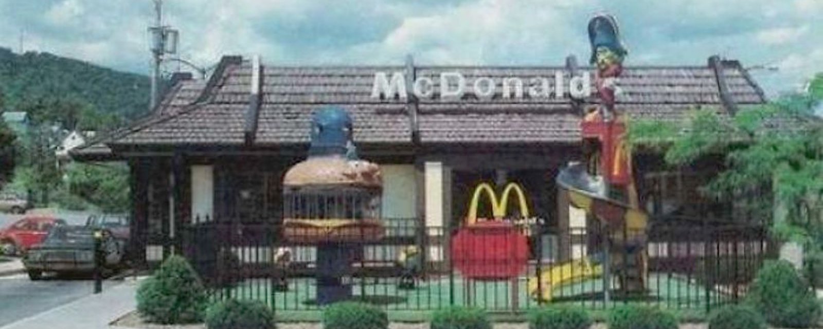32 photos des McDonald's d'une autre époque qui prouvent que ça beaucoup changé