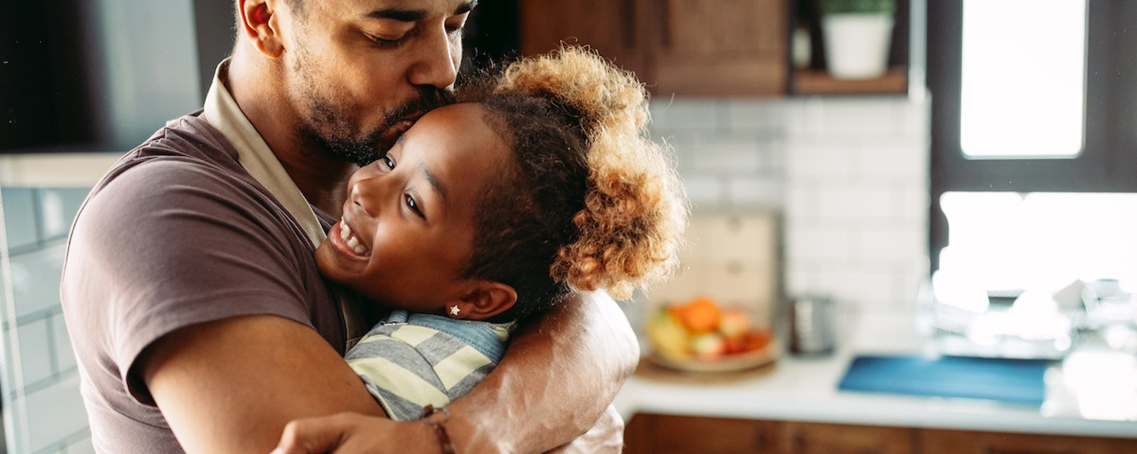 6 raisons qui expliquent que les papas aimants sont plus susceptibles d'élever des enfants intelligents et heureux
