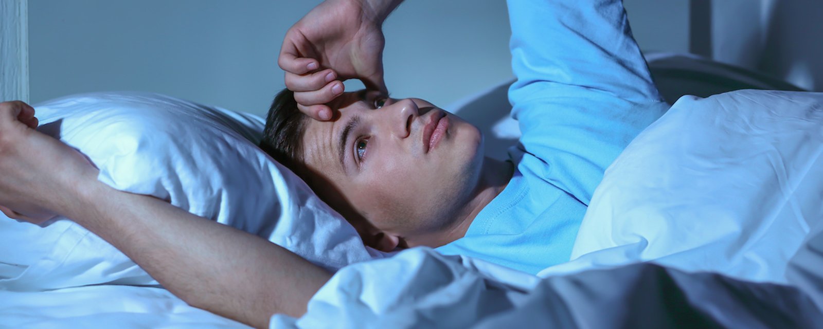 Comment arrêter les pensées qui tournent dans votre tête et qui vous empêchent de bien dormir 