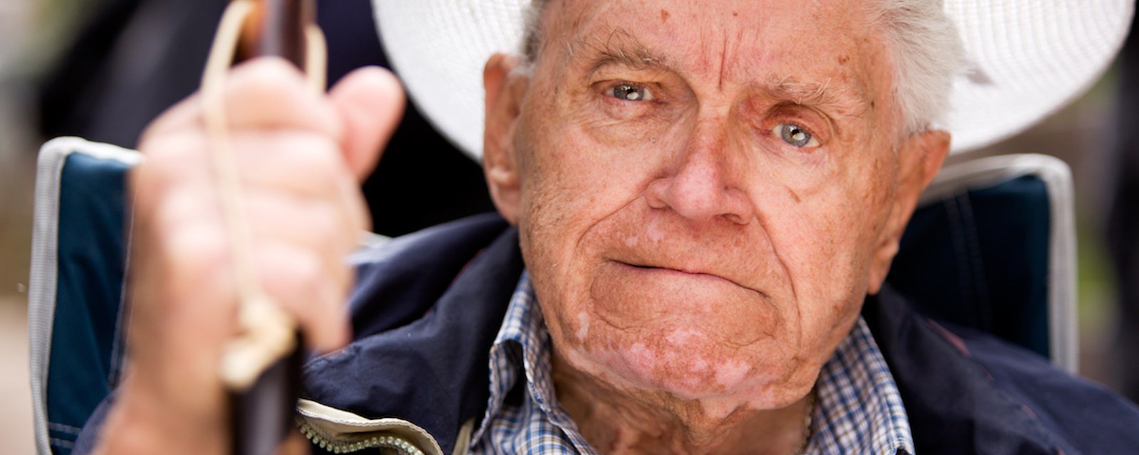La science révèle que plus on vieillit, moins on aime les gens!