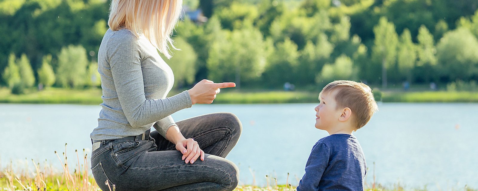 Comment réagir si une autre personne gronde votre enfant: 7 conseils
