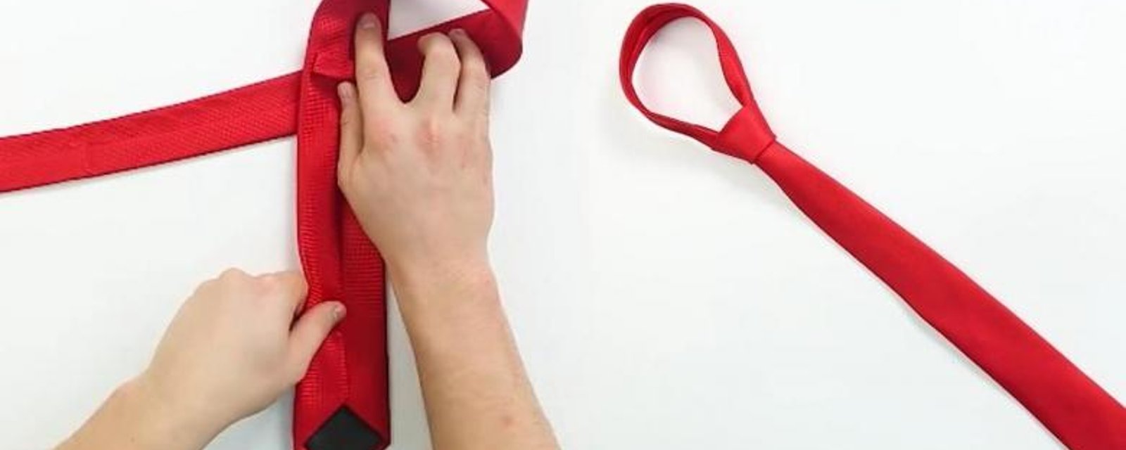 Voici 3 super techniques pour faire un noeud de cravate, comme un pro! 