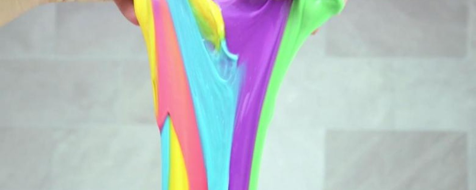 Comment faire de la glue multicolore sans borax!