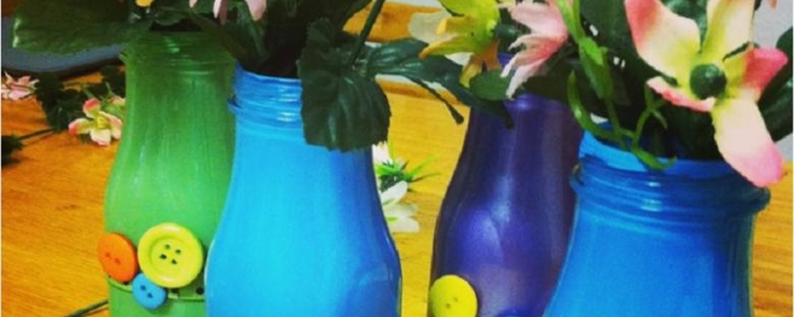 Comment bricoler un vase coloré 