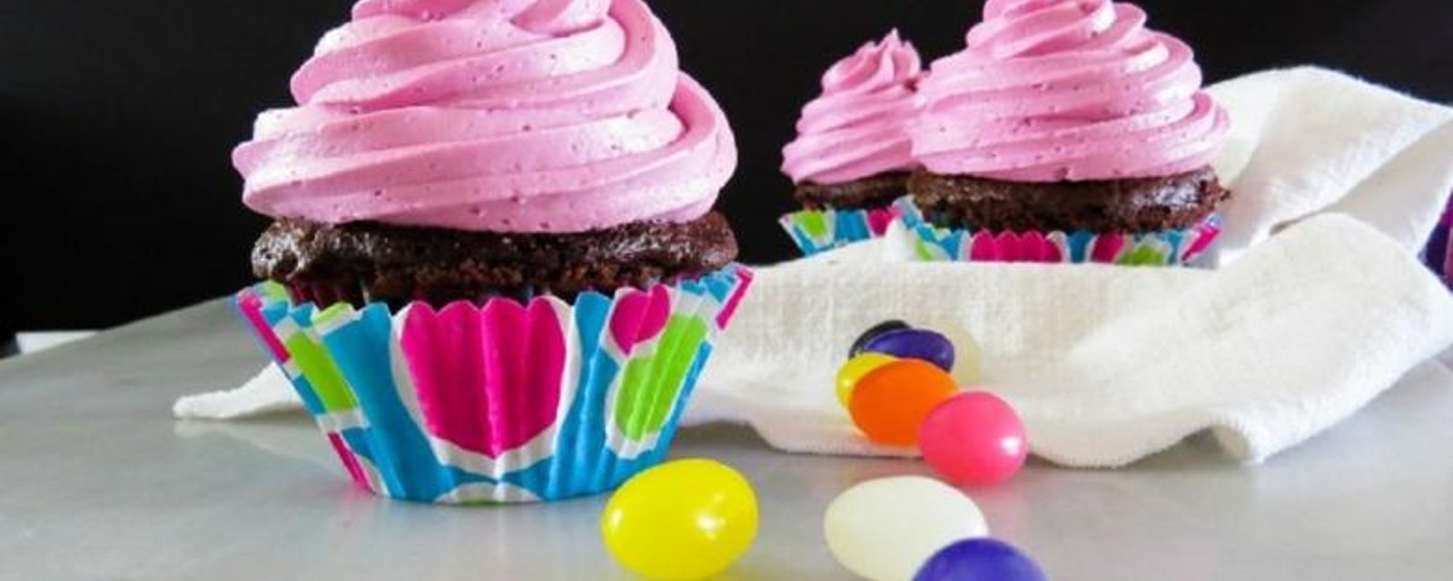Comment faire des Cupcakes Oeuf Cadbury!
