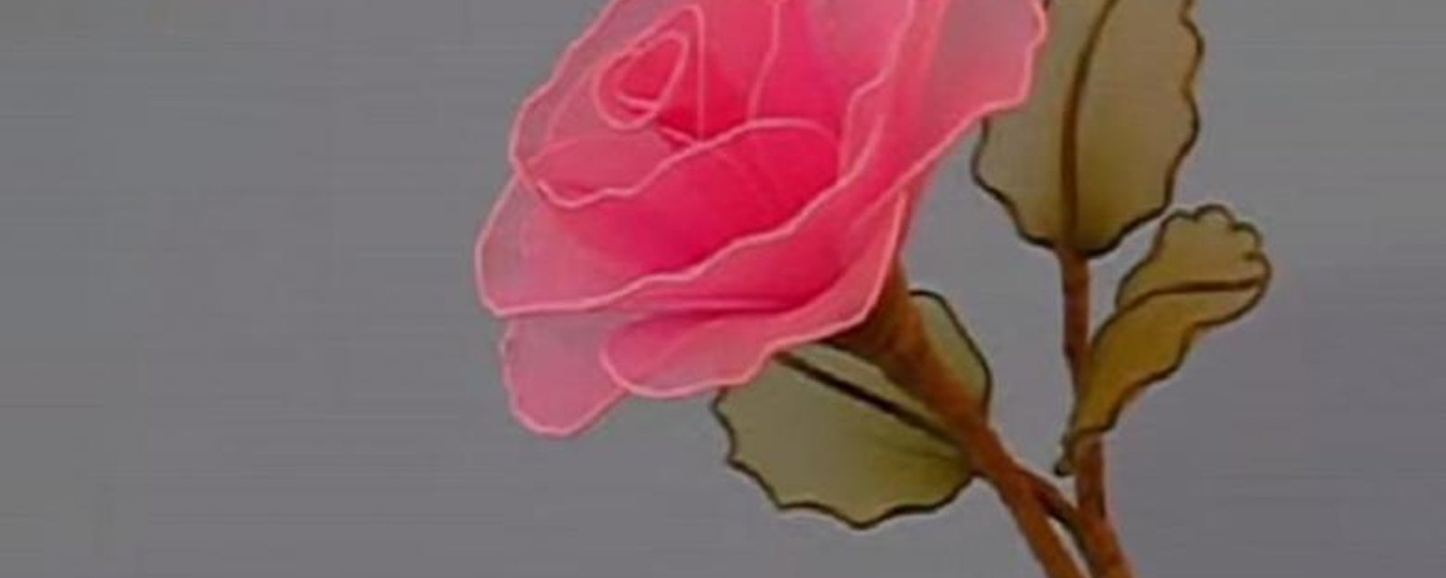 Fabriquer une rose artificielle avec des collants! 