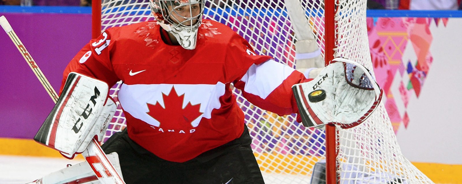 Carey Price dévoile son DEUXIÈME MASQUE de Team Canada!