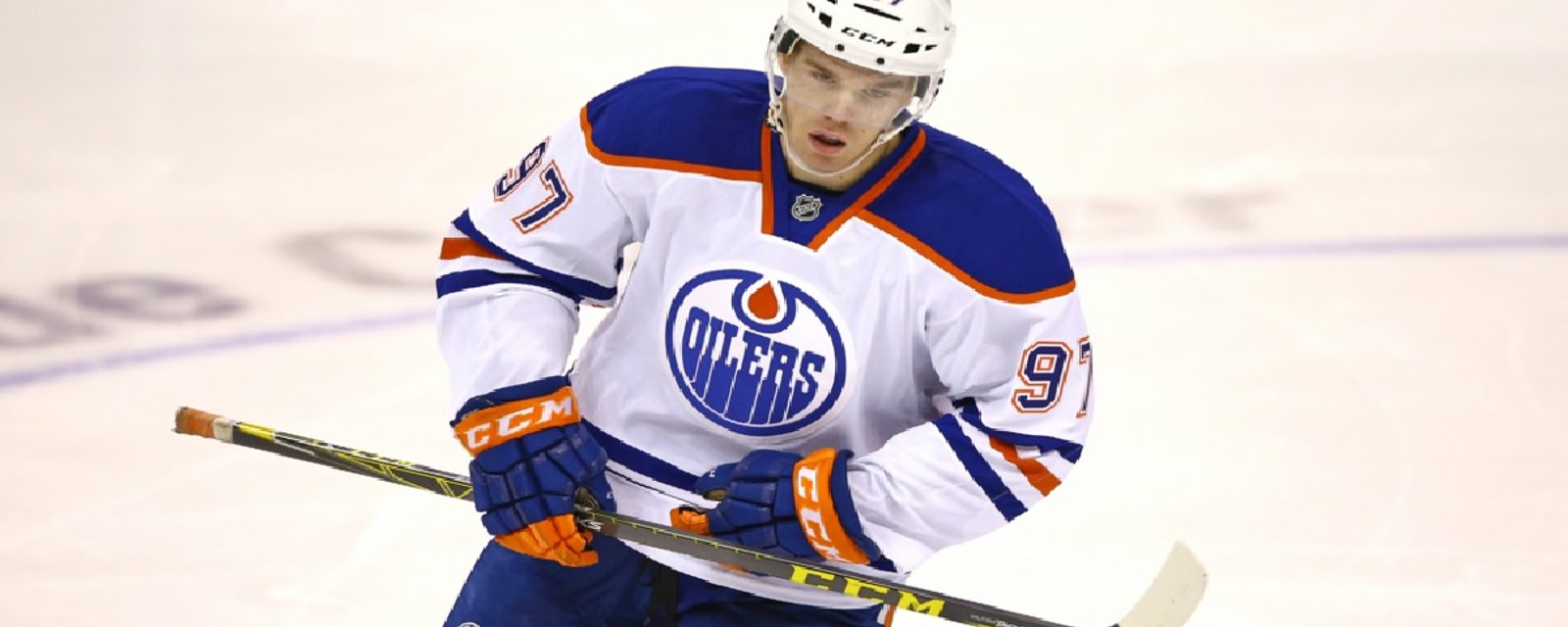 Un analyste croit que Connor McDavid voudrait sortir d'Edmonton!