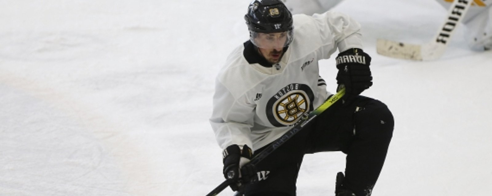 Brad Marchand s'est blessé lors d'un match intra-équipe des Bruins!