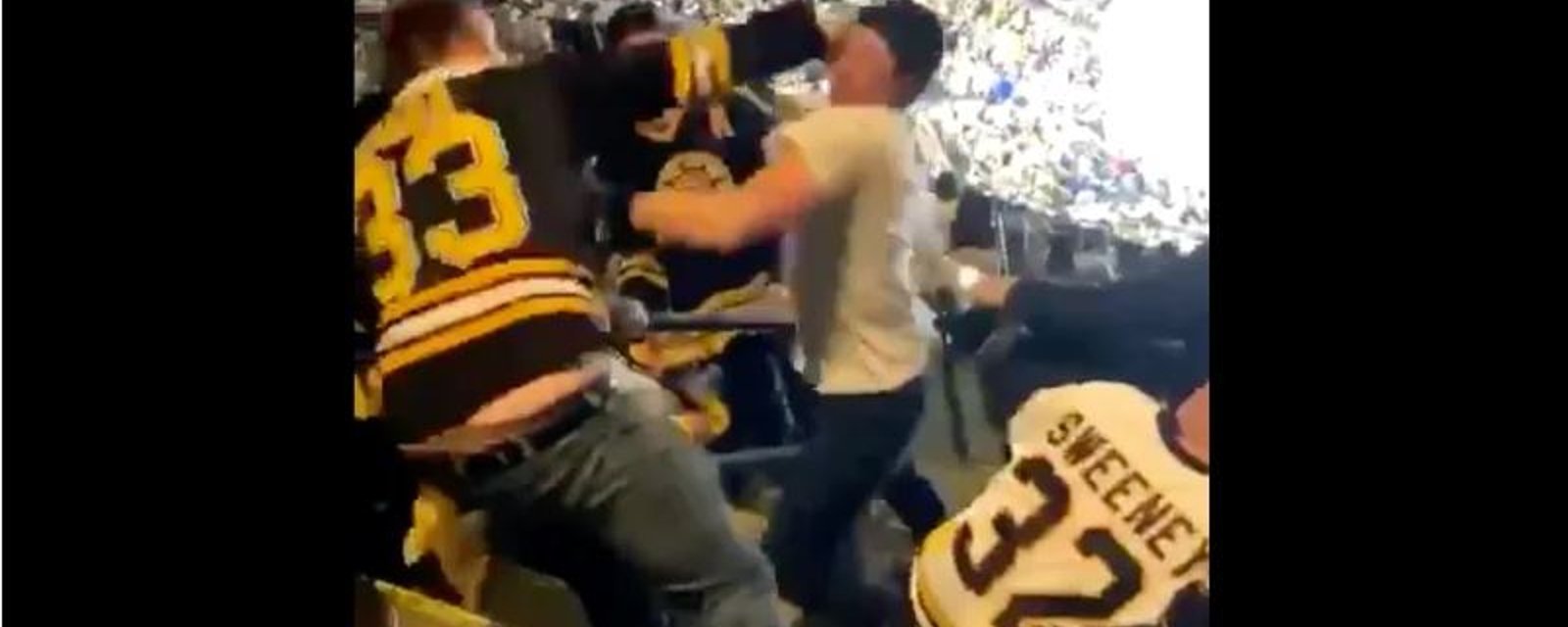 Une violente bagarre éclate dans les gradins entre partisans des Bruins!