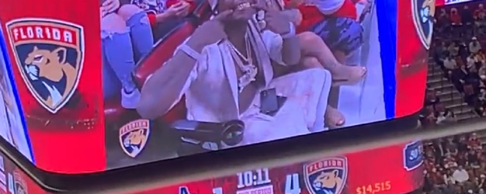 Le rapper Kodak Black filmé en plein ébats sexuels pendant un match des Panthers?