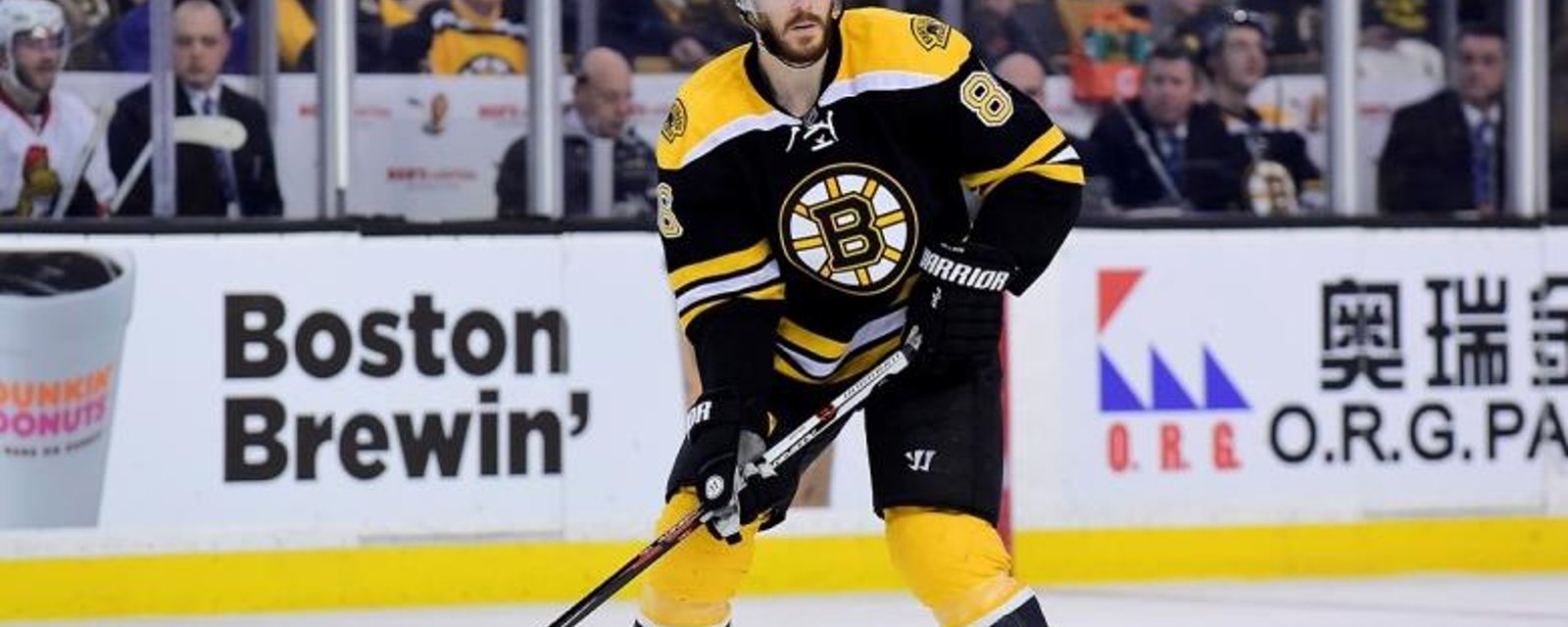 Bruins sign defenseman to new contract and fans are furious!