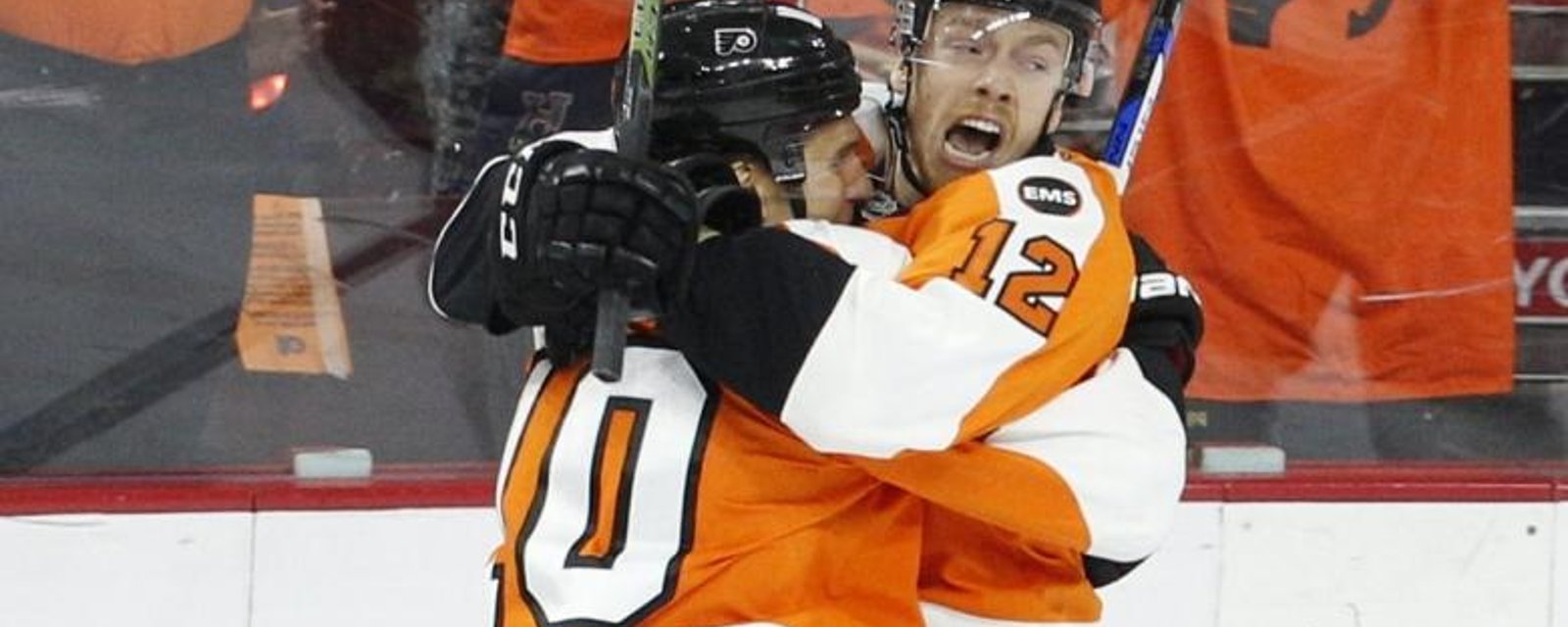 Flyers need less than one minute to score in their first home game of the playoffs.