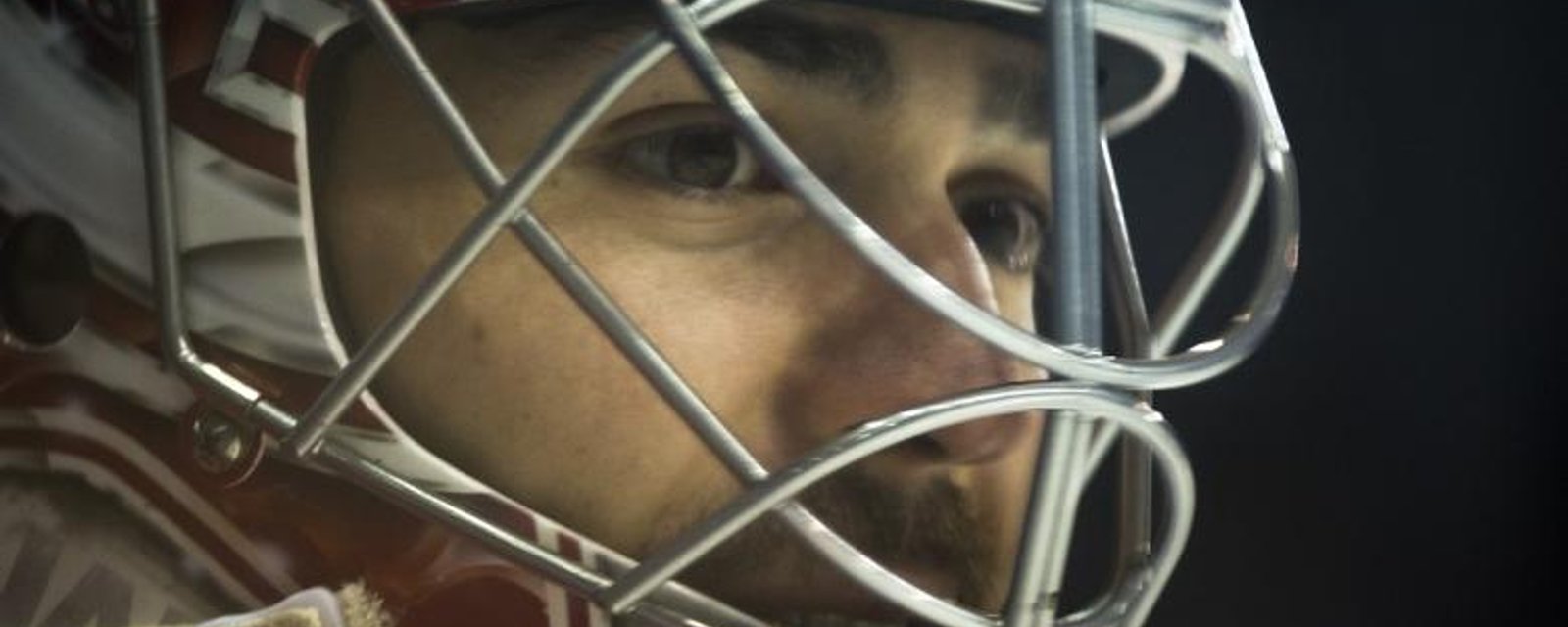 Carey Price unveils his second, and much more Canadian, mask for the World Cup!
