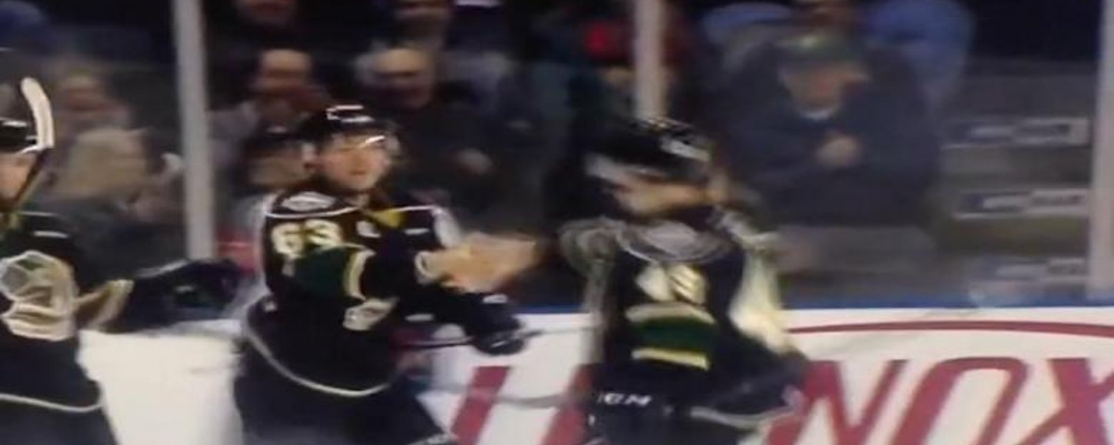 Hilarious: Celebration of the year in the Hockey World.