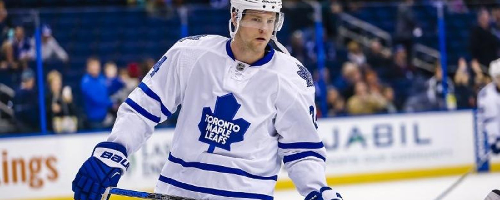 Report: Leafs' pressure tactics lead to Holland signing new deal.