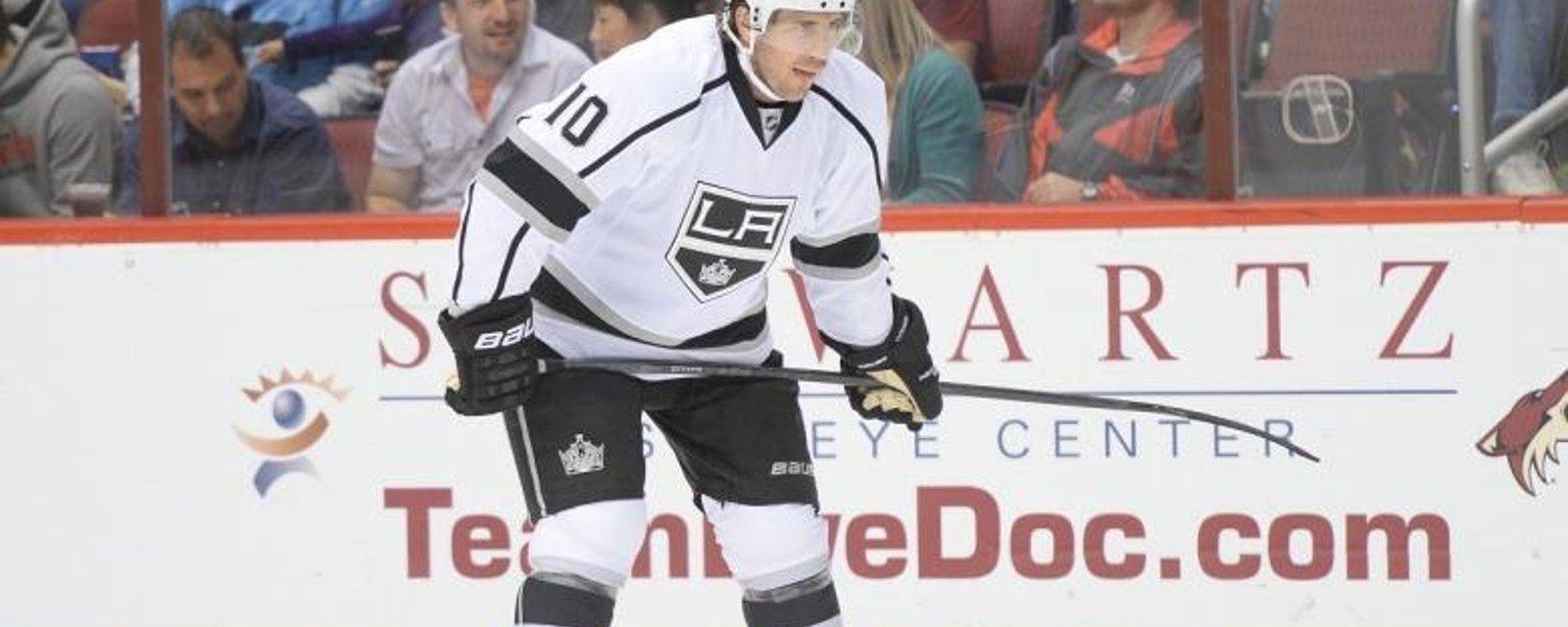 Mike Richards is officially coming back to the National Hockey League.
