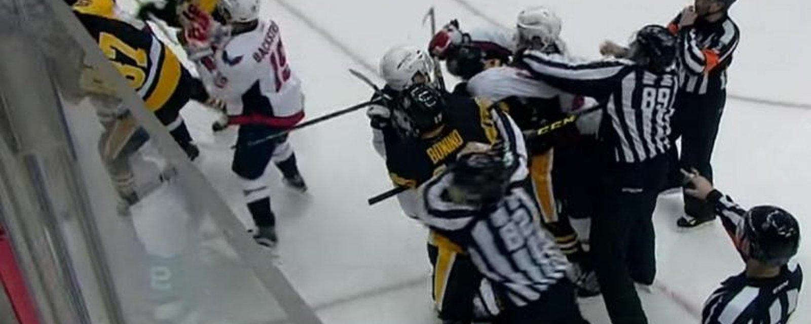 Crosby and Oshie trade punches in post whistle altercation.