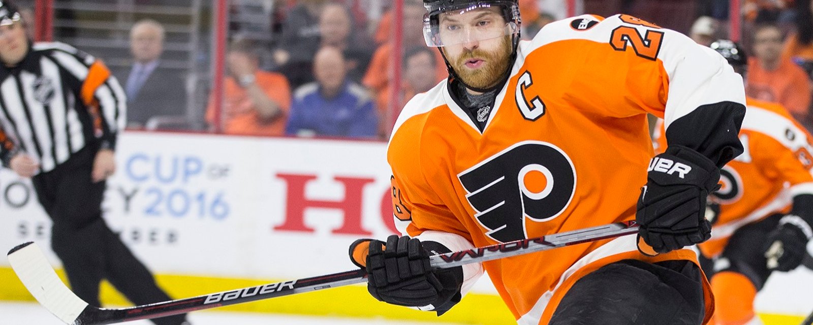 Breaking: Claude Giroux hurt by late hit after the play.