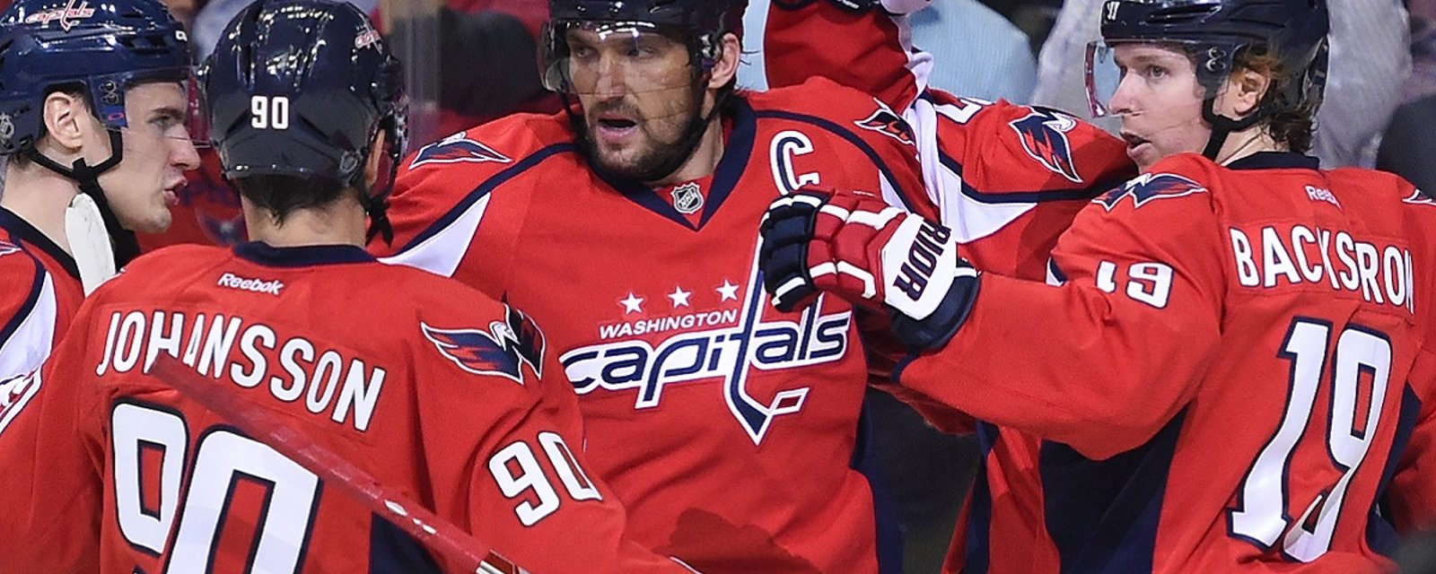 Alex Ovechkin scores his 1000th career point with a must goal against the Penguins!