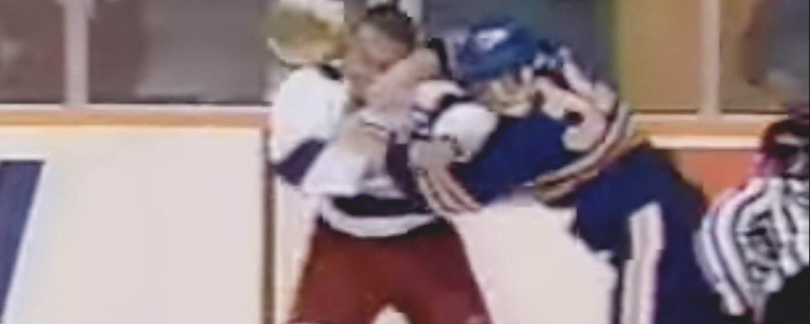 Must see : Rob Ray vs Tie Domi on Feb. 10 1993.