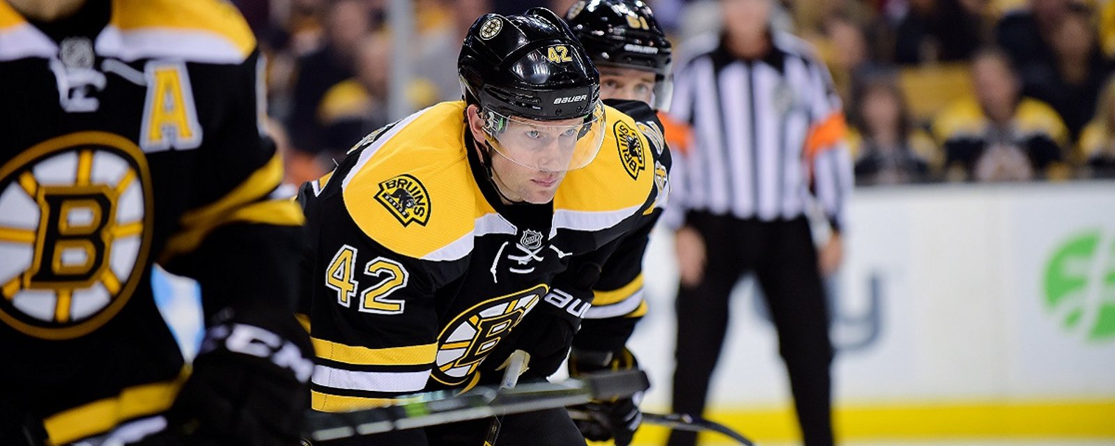 Breaking: Bruins forward has surgery after team claimed it was “minor issue”.