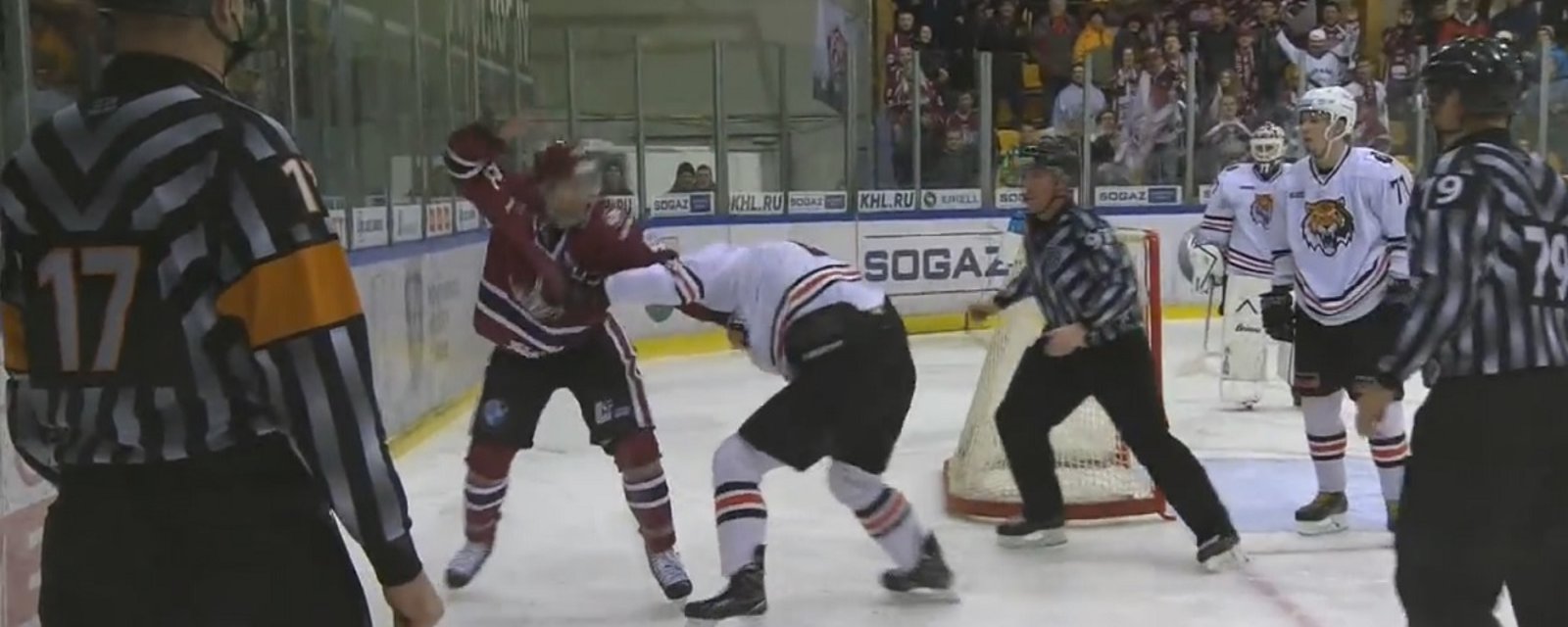 Former NHLer delivers an insane and bloody beatdown in the KHL!