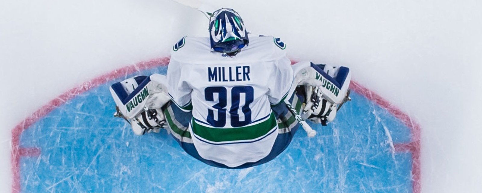 Must See : Ryan Miller makes an unrealistic save!!!