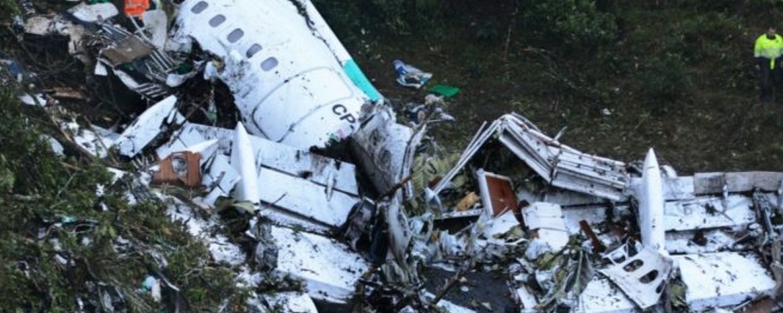 Tragedy from across the sports world  this morning as plane crash claims 75 lives.