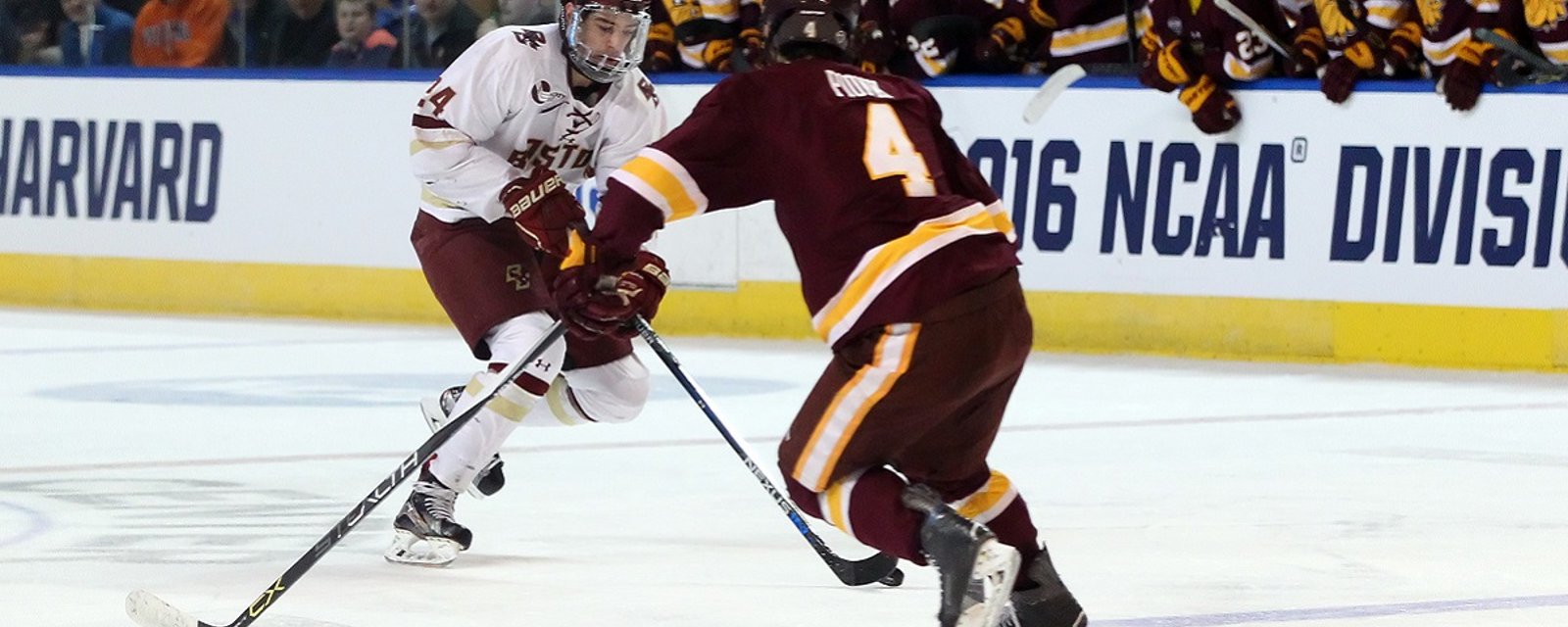 Report: 21-year-old college free agent drawing interest from 20 NHL teams.