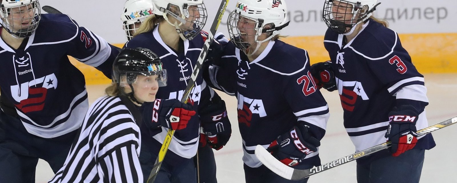 U.S. Women's team calls USA Hockey's bluff, allows deadline to expire. 