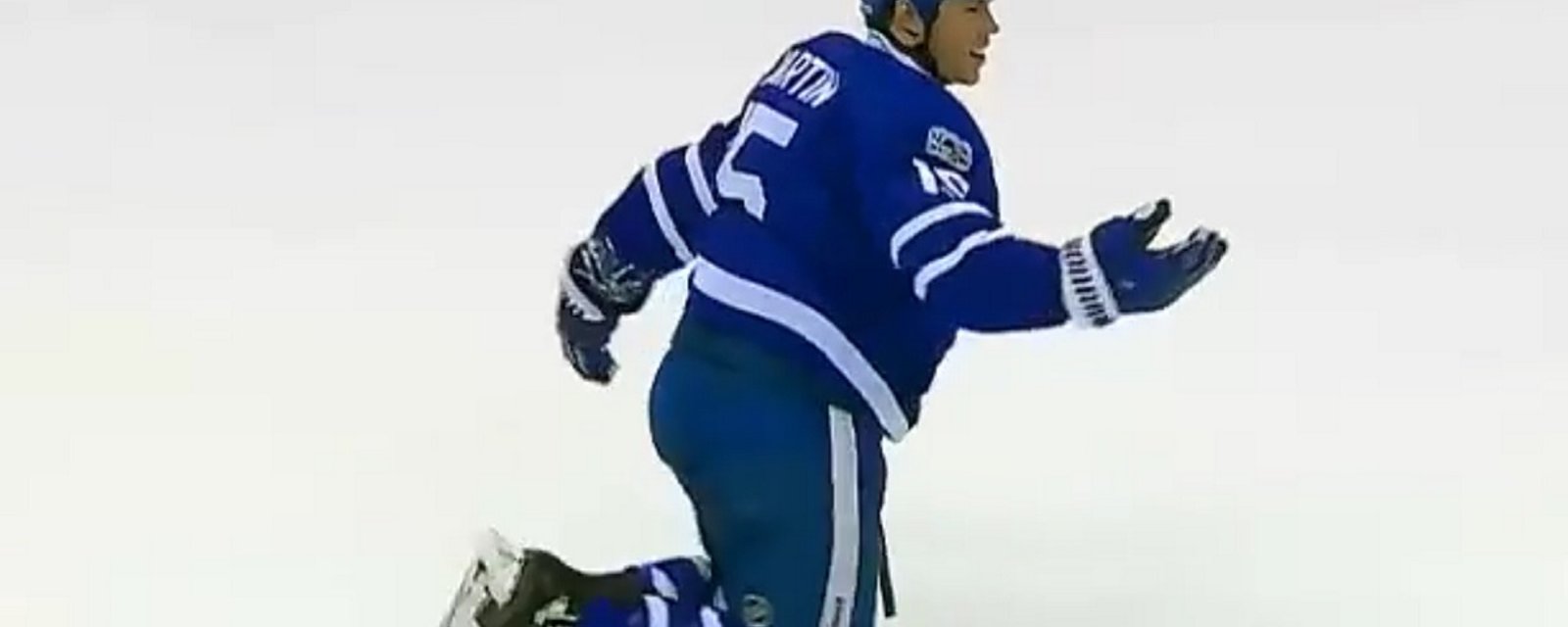 Matt Martin loses an edge, and what happens next is hilarious.
