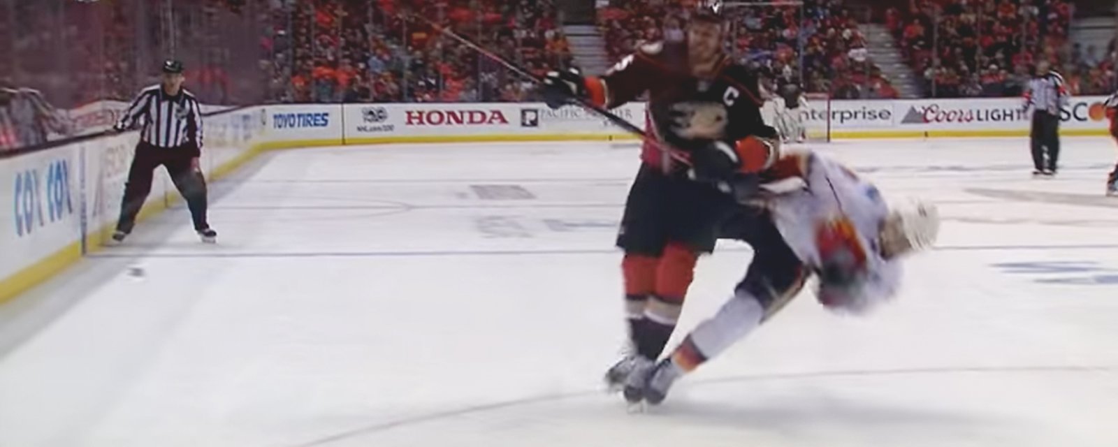 MUST SEE: Ryan Getzlaf DESTROYS Mark Giordano, Flames get a penalty.