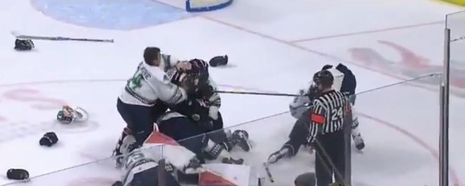 Massive line brawl in Florida after intense game! 
