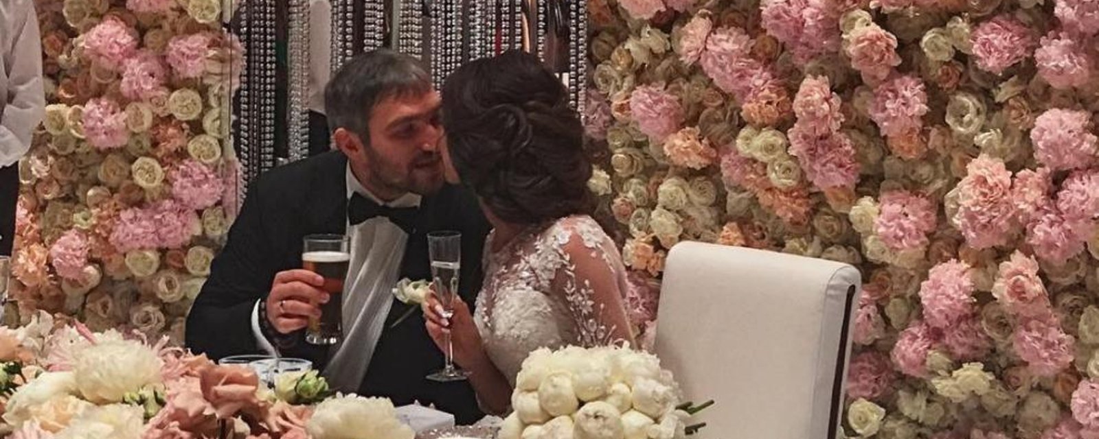 Alex Ovechkin throws luxurious, glamorious wedding! 