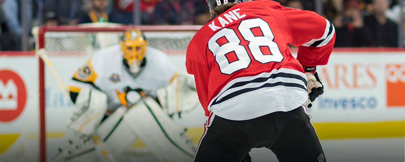 Must See: Kane delivers crazy shootout trick in Chicago charity game