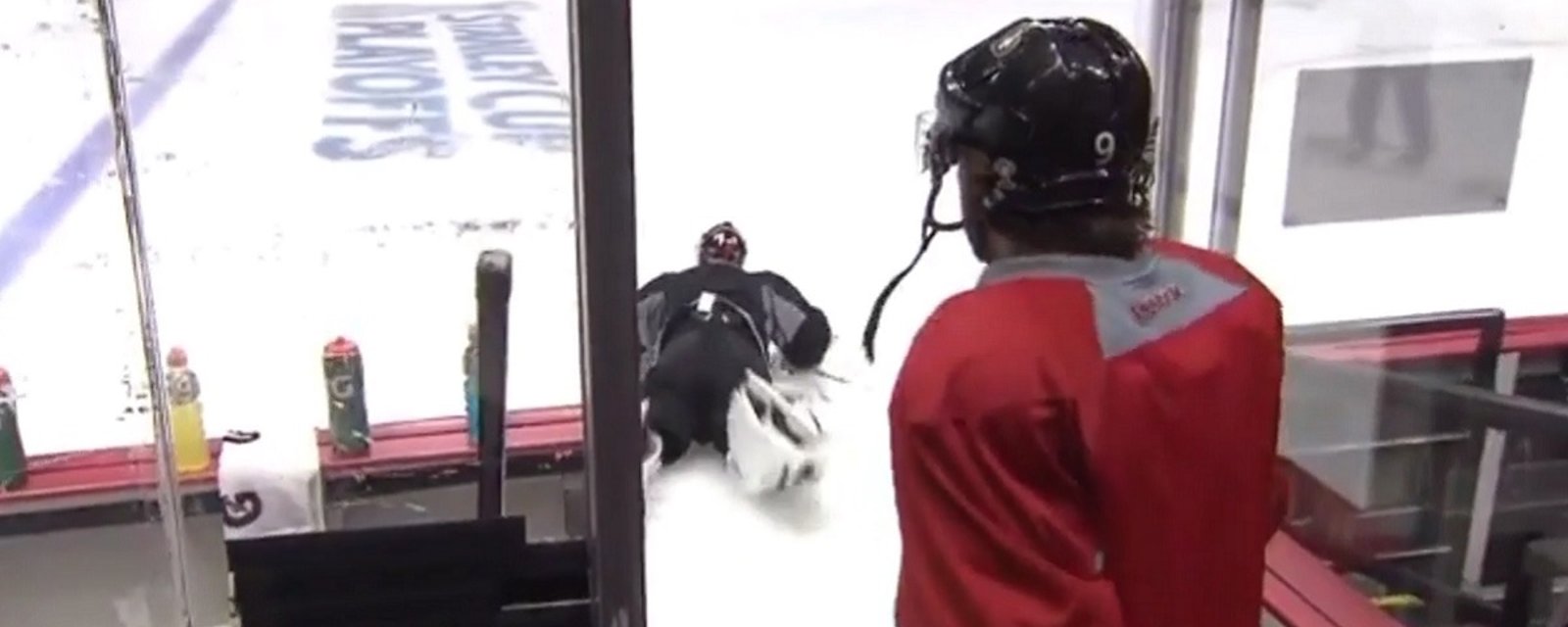 NHL goalie falls at the start of practice, hilariously tries to play it off as intentional.