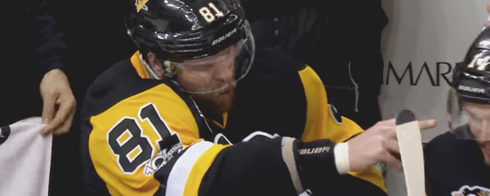 Penguins Head Coach FIRMLY comments on Kessel yelling at teammates on the bench.