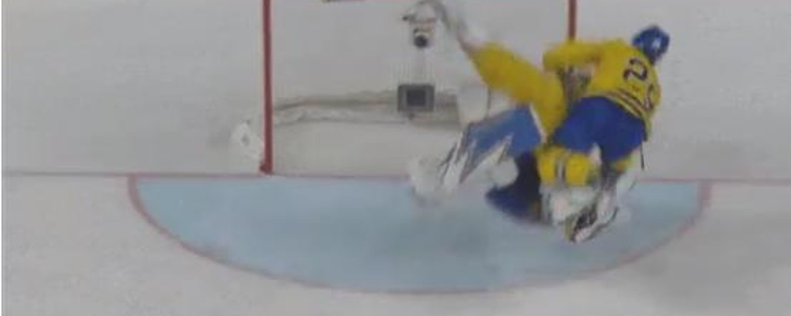 MUST SEE : Lundqvist gets slammed by victorious teammate. 