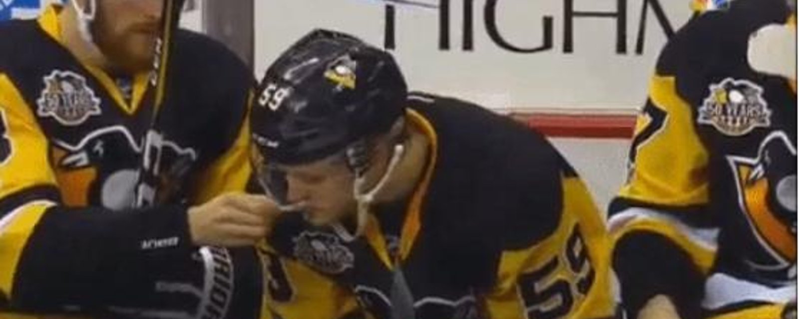 MUST SEE : Guentzel gets first whiff at salts! 