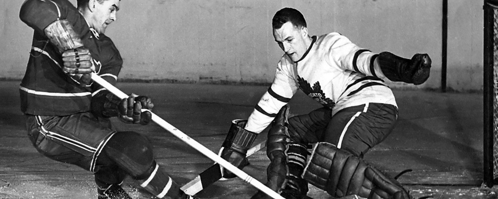 NHL leegends Gordie Howe, Rocket Richard, will have their names removed from the Cup.
