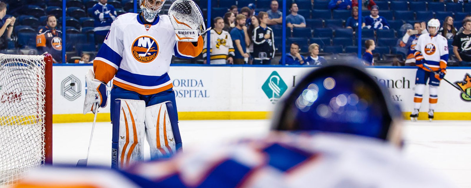 Who is the Isles starting goalie? 