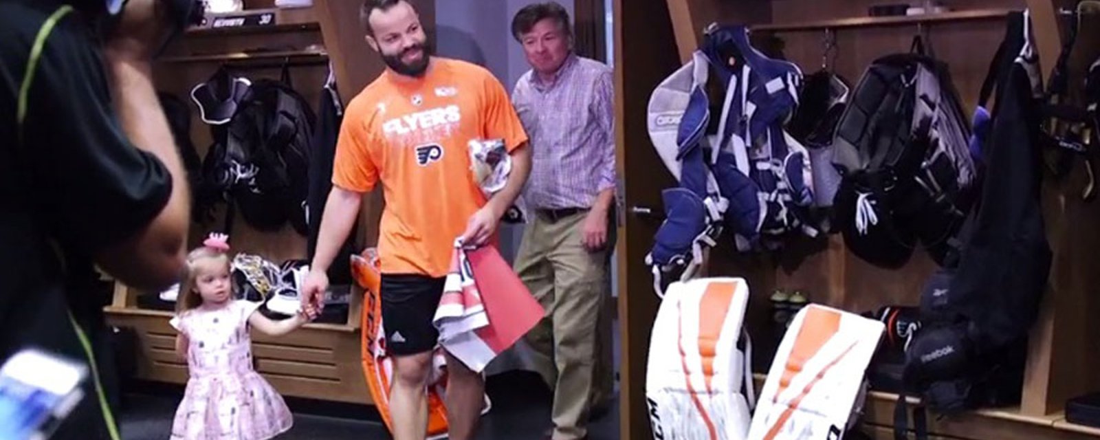 Must See: Radko Gudas meets the crime-fighting dog named after him