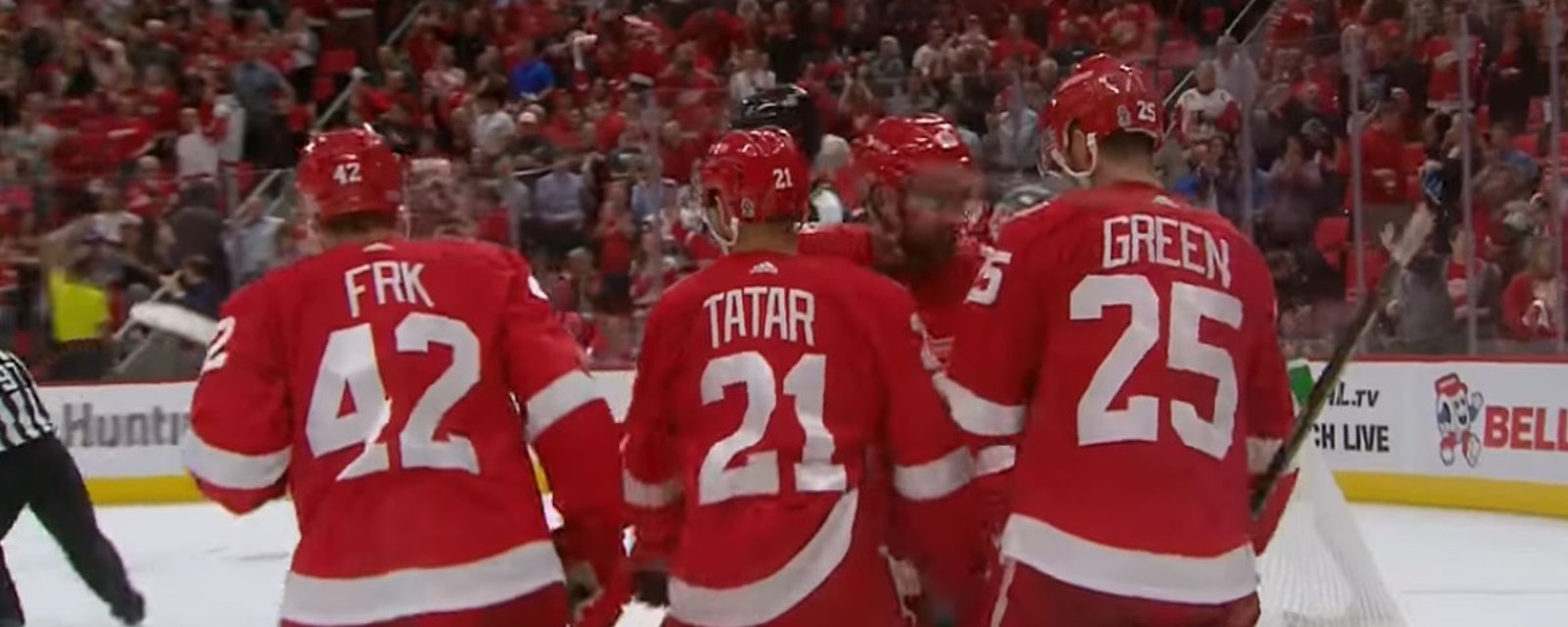 Must see: Mantha scores first ever goal at new Little Caesars Arena!